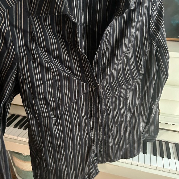 Y2K Old Navy Black Top with Pinstripes M - Picture 16 of 16